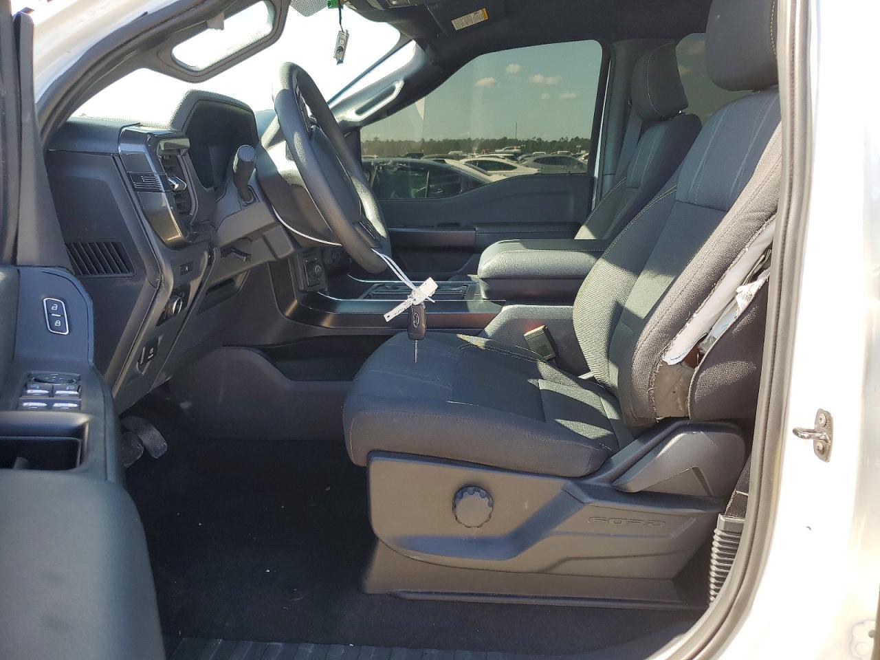 2025 Ford F150 Stx - Фото 7