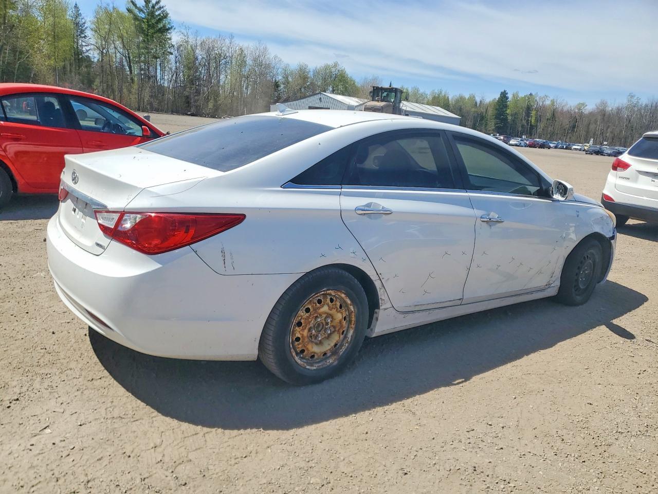 2011 Hyundai Sonata Se - Image 3
