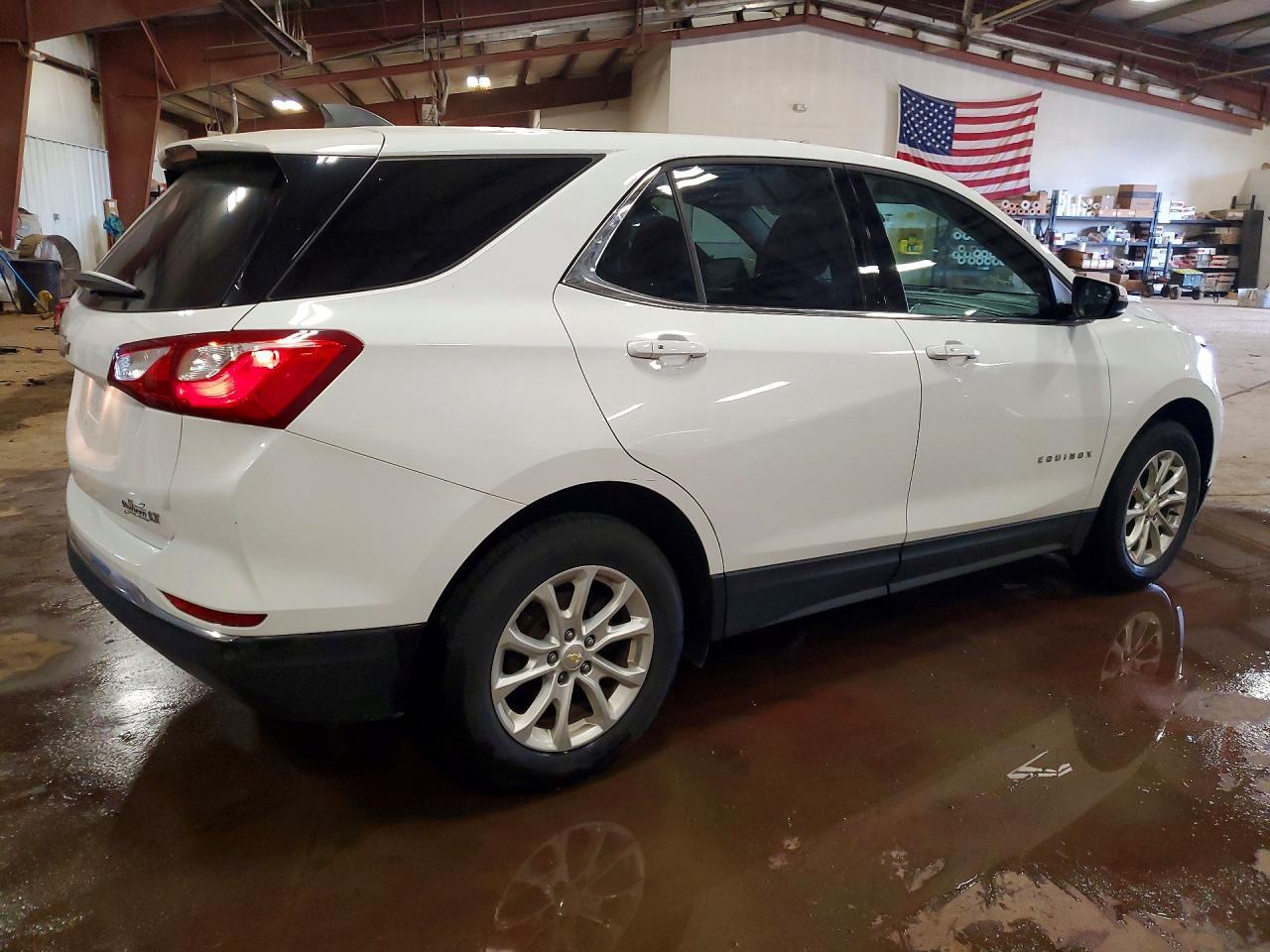 2019 Chevrolet Equinox Lt - Image 3