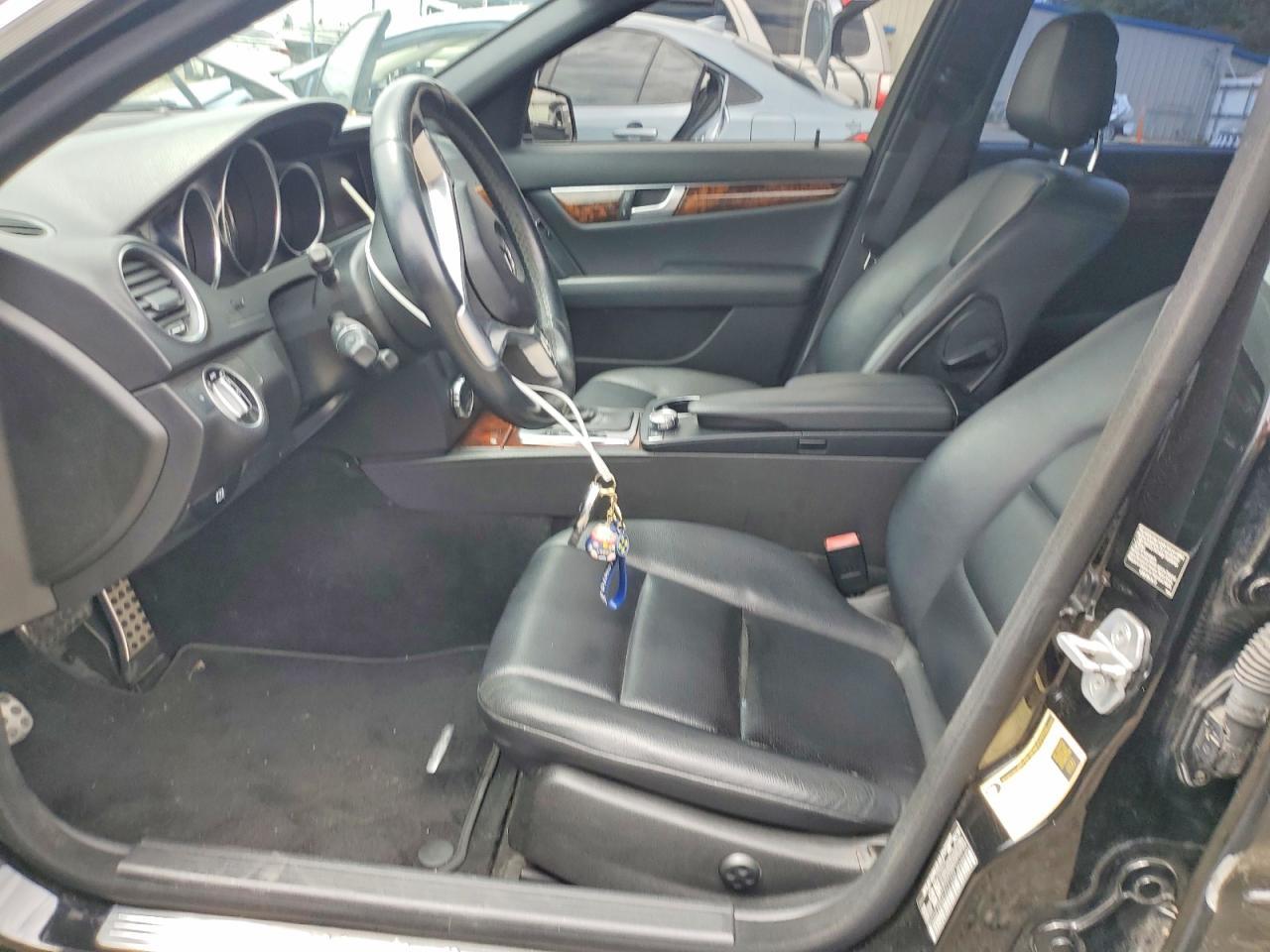 2012 Mercedes-Benz C 300 4Matic - Фото 7