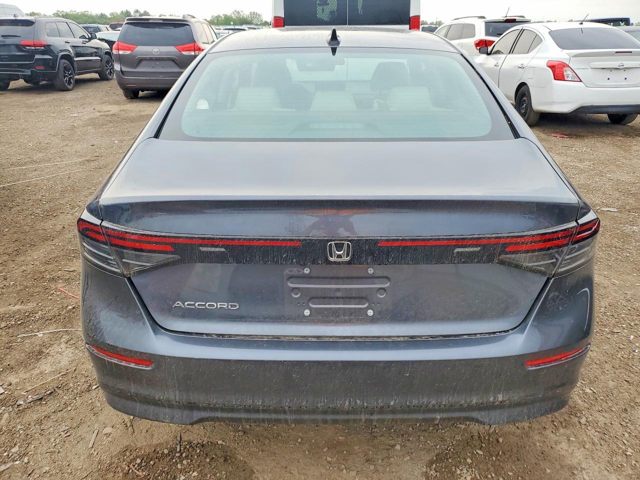 2025 Honda Accord Se - Фото 6