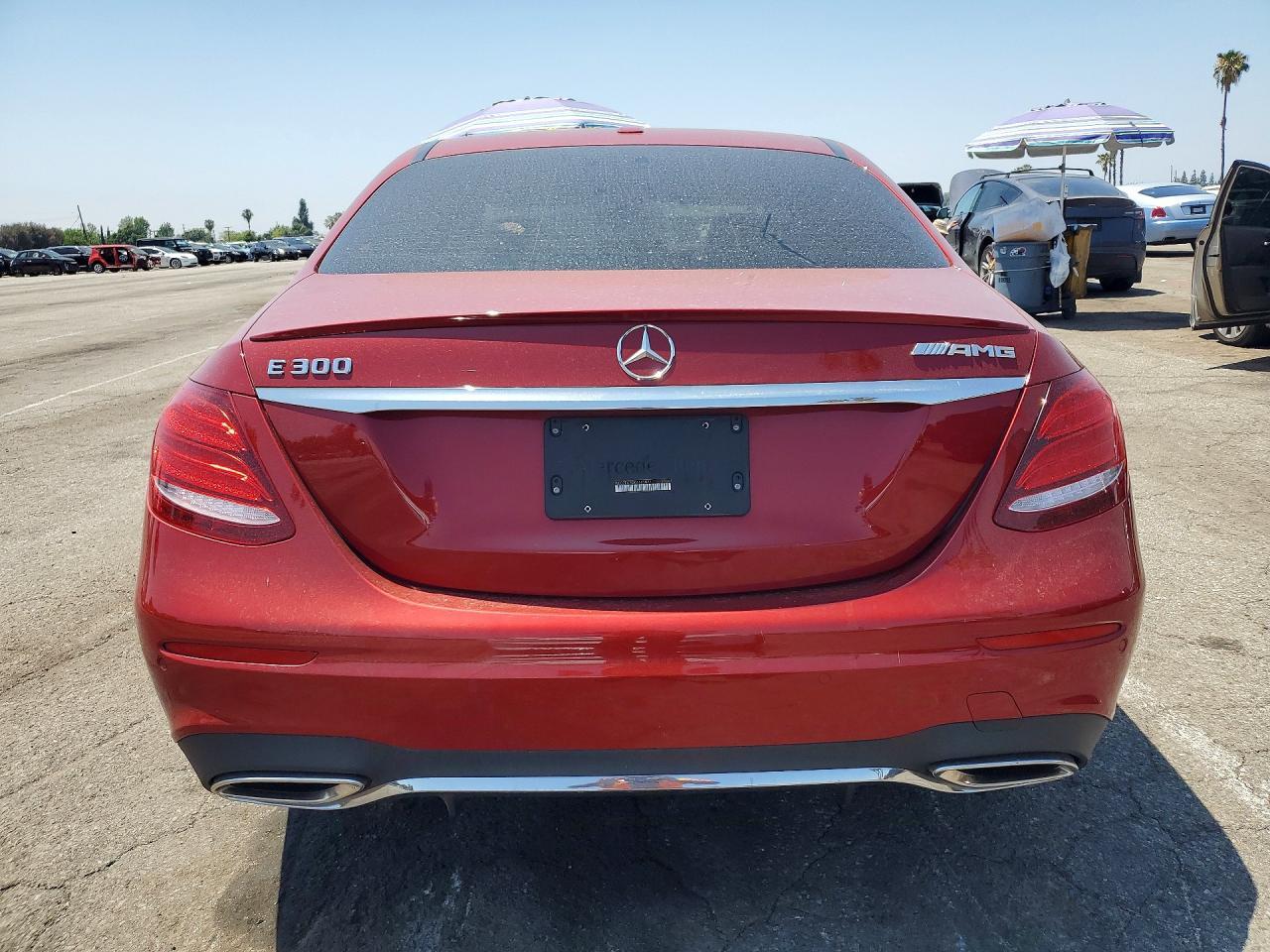2019 Mercedes-Benz E 300 - Фото 6