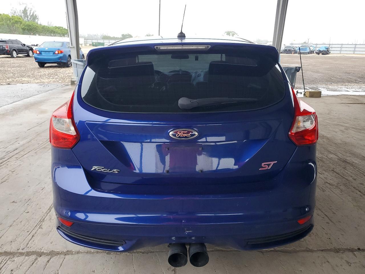 2014 Ford Focus St - Image 6
