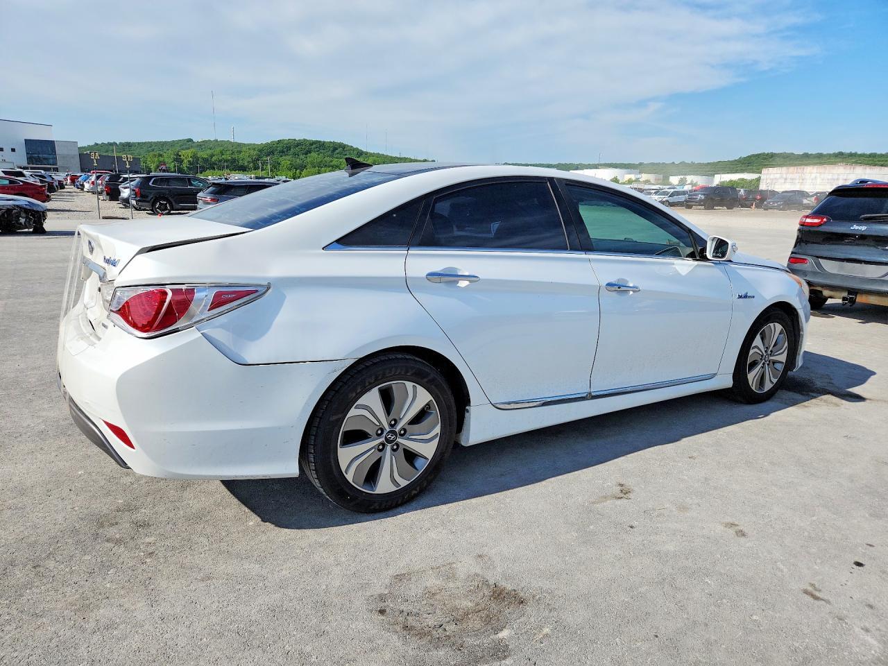 2015 Hyundai Sonata Hybrid Limited - Фото 3