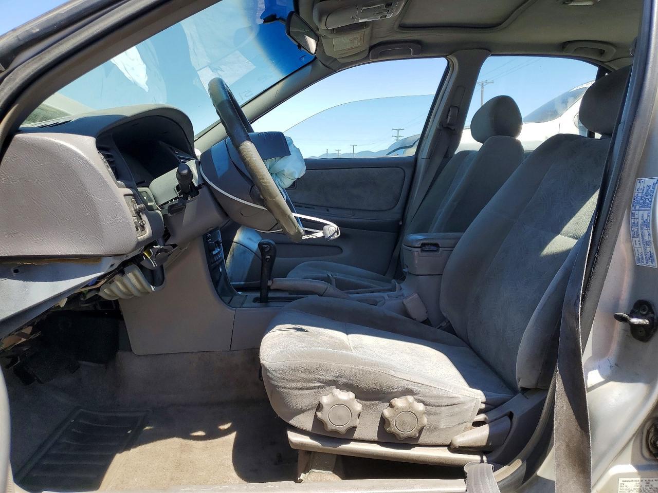 2000 Nissan Altima Xe - Фото 7
