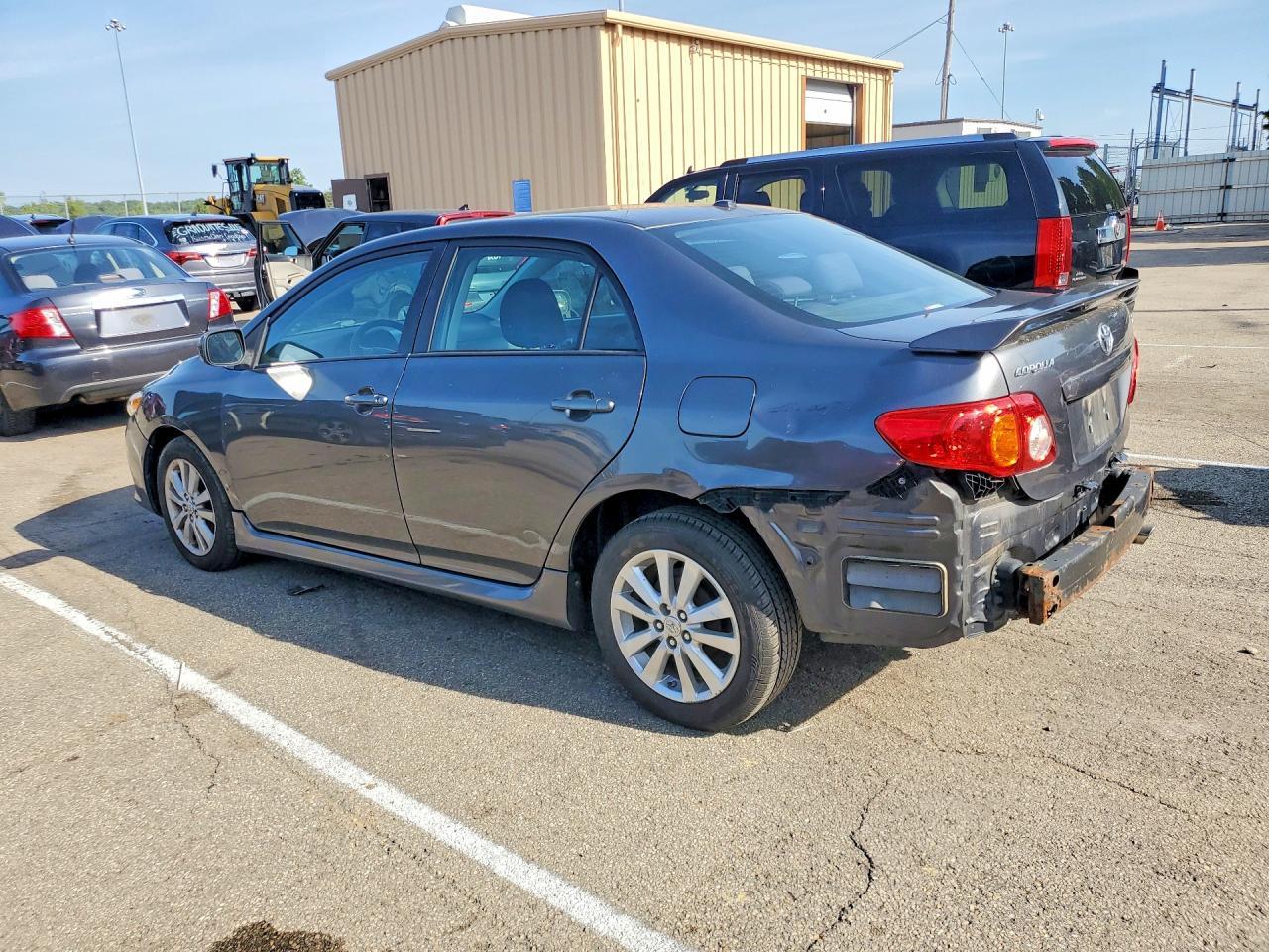 2010 Toyota Corolla S - Фото 2