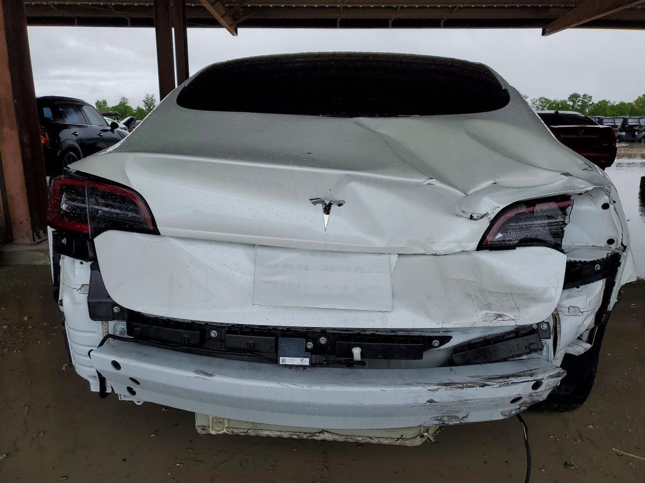2018 Tesla Model 3 - Фото 6