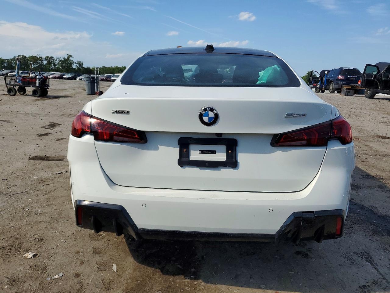 2026 BMW 228Xi - Фото 6