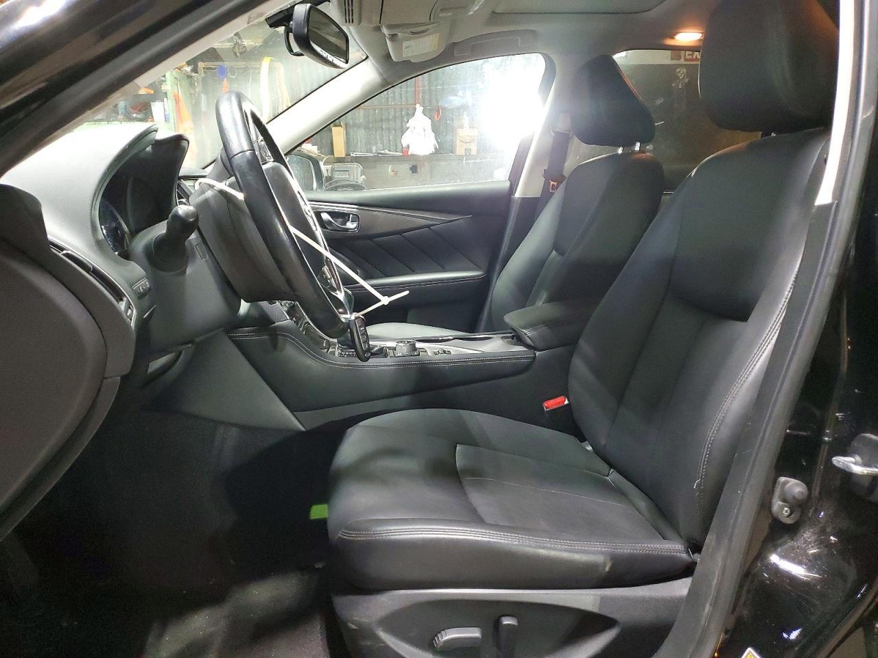 2015 Infiniti Q50 Premium - Image 7