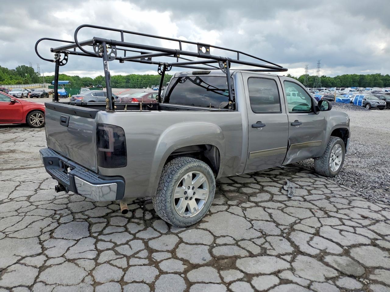 2008 GMC Sierra K1500 - Image 3