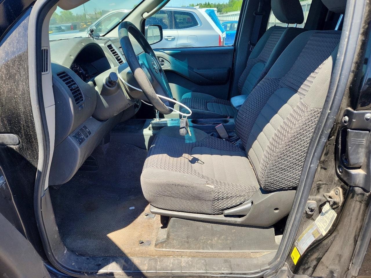 2010 Nissan Frontier Se V6 - Фото 7