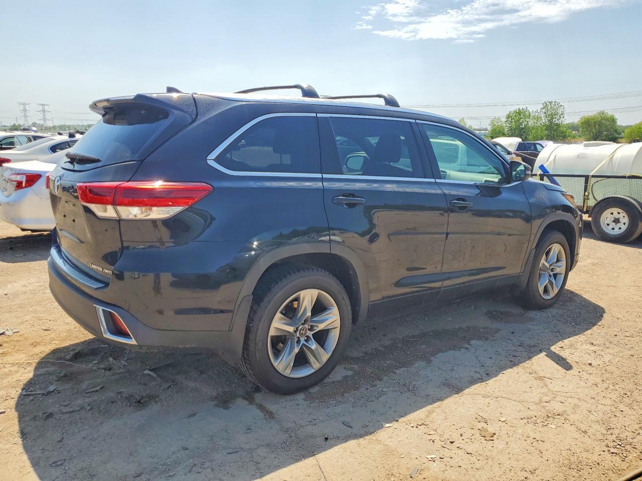 2019 Toyota Highlander Limited - Фото 3