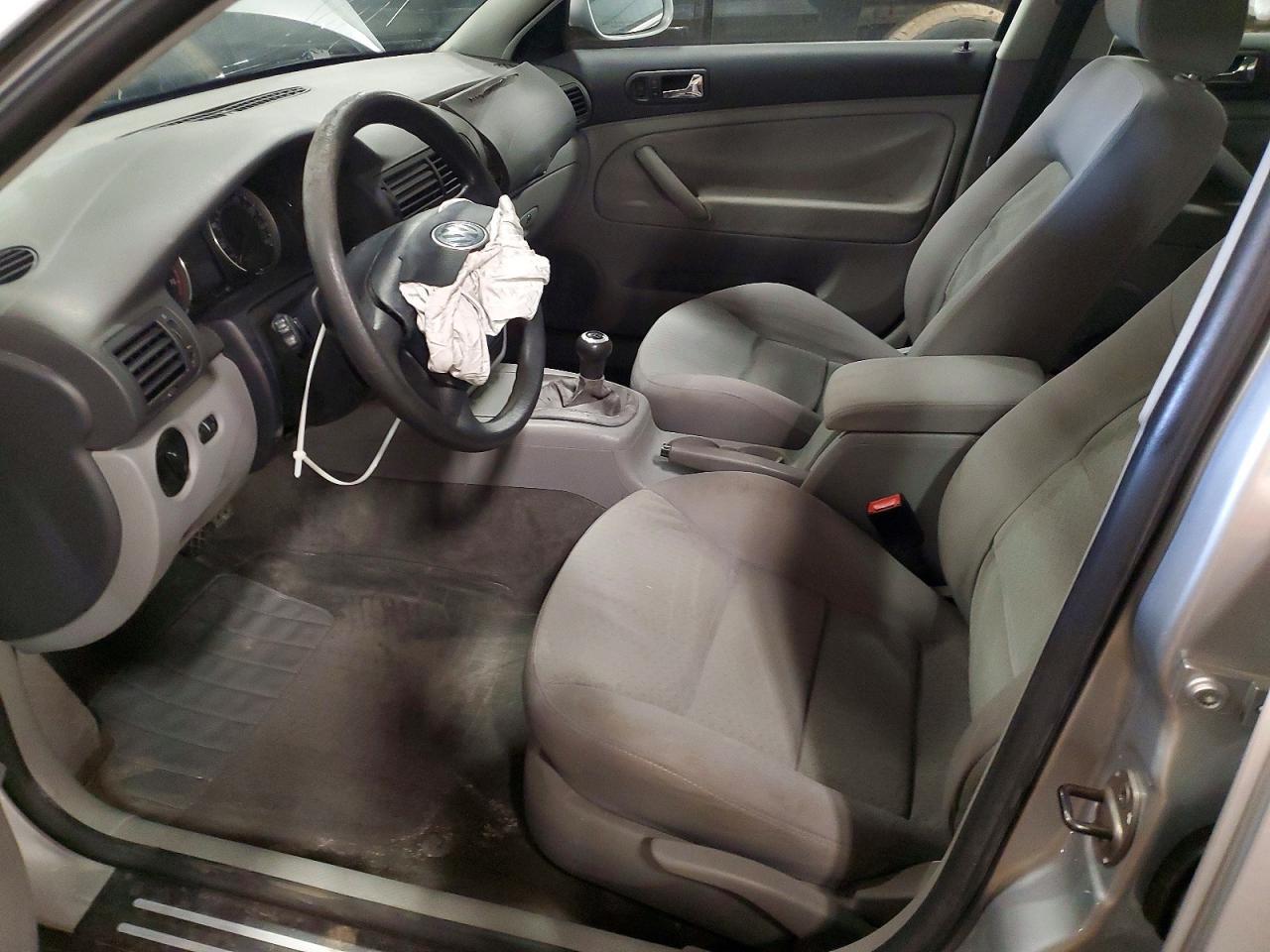 2004 Volkswagen Passat Gls - Image 7