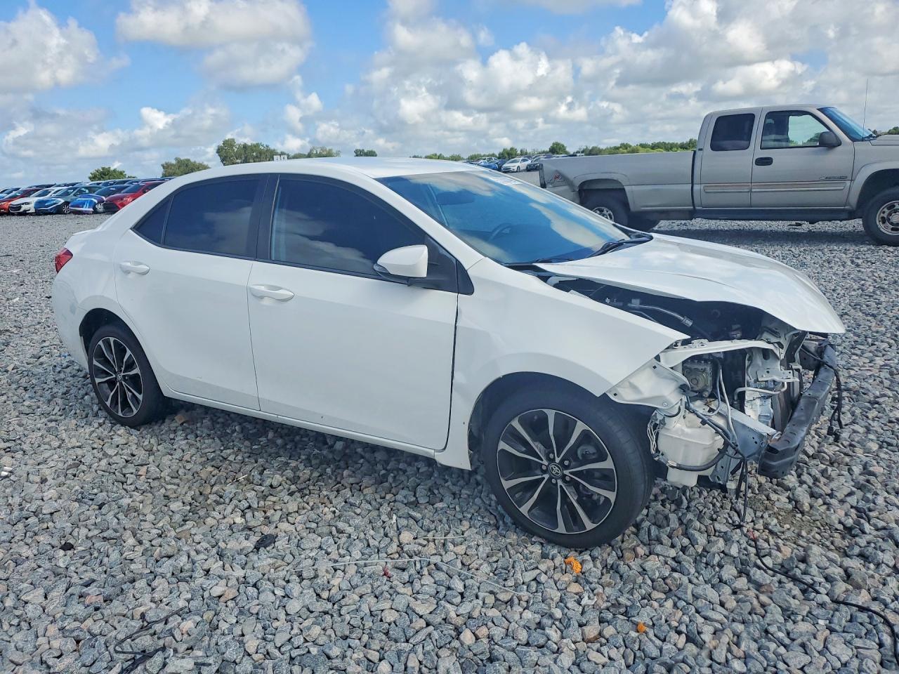 2019 Toyota Corolla Se - Фото 4