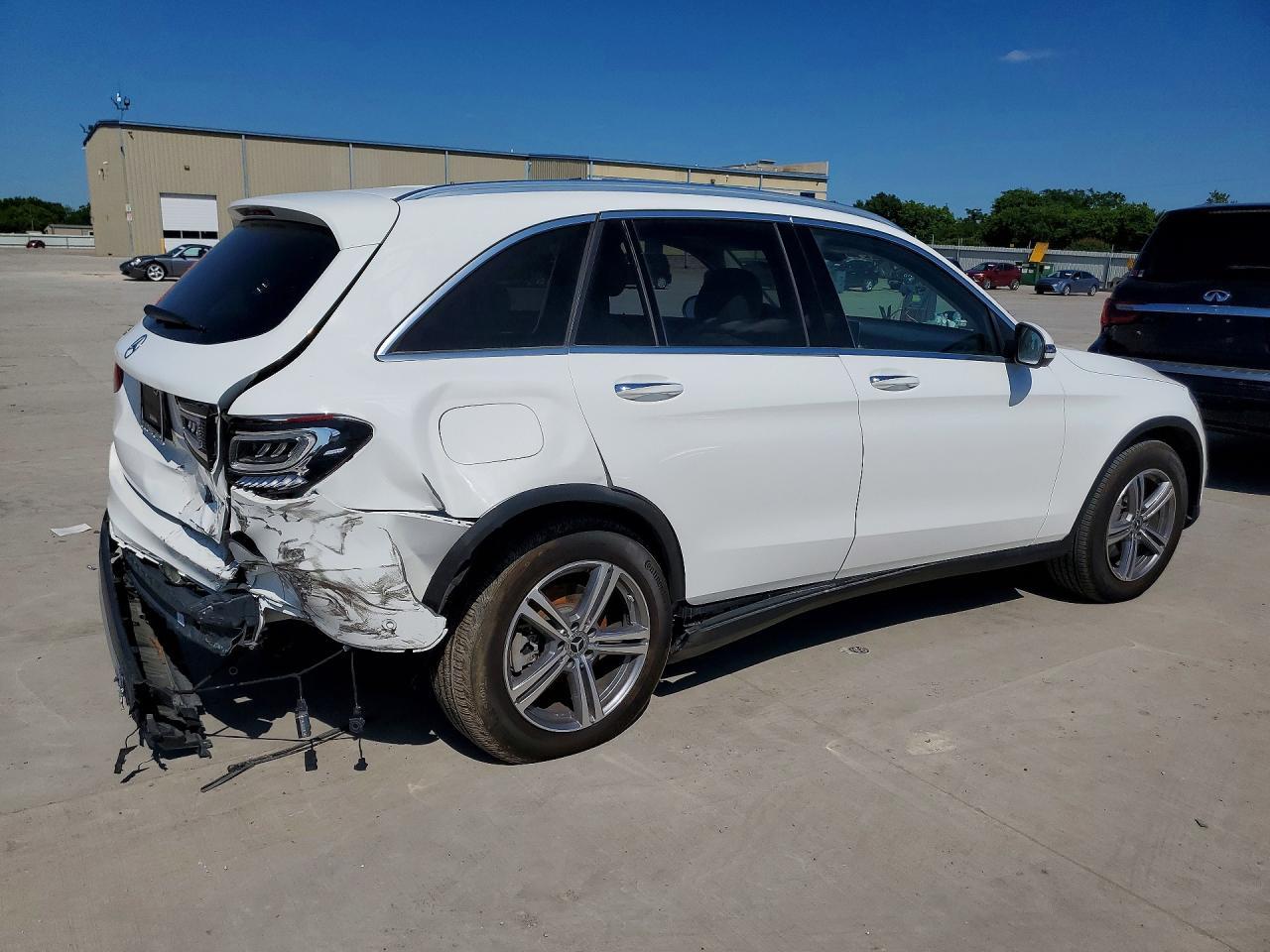 2021 Mercedes-Benz Glc 300 - Image 3