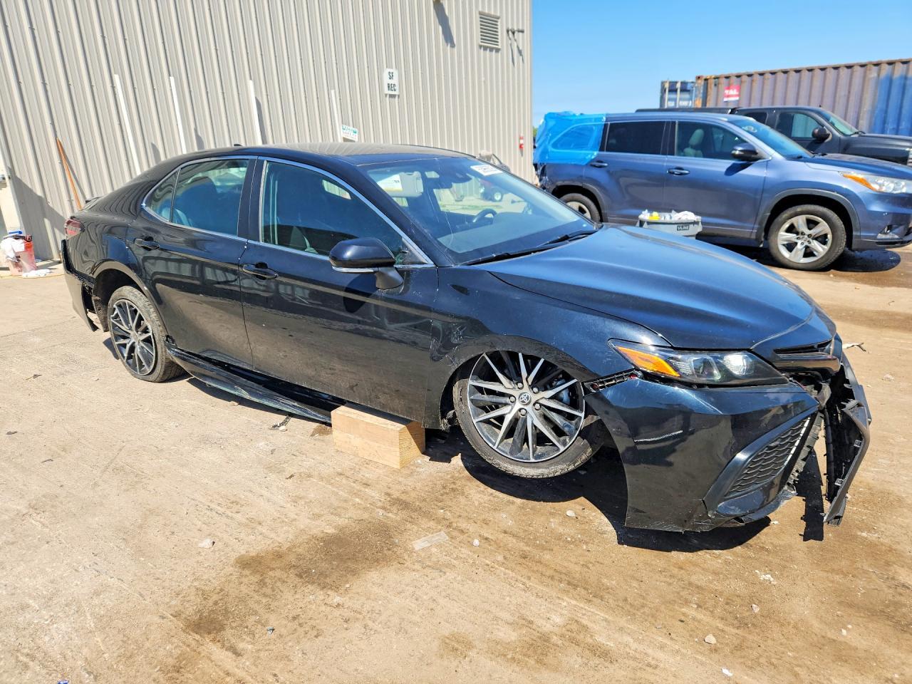 2023 Toyota Camry Se - Image 4
