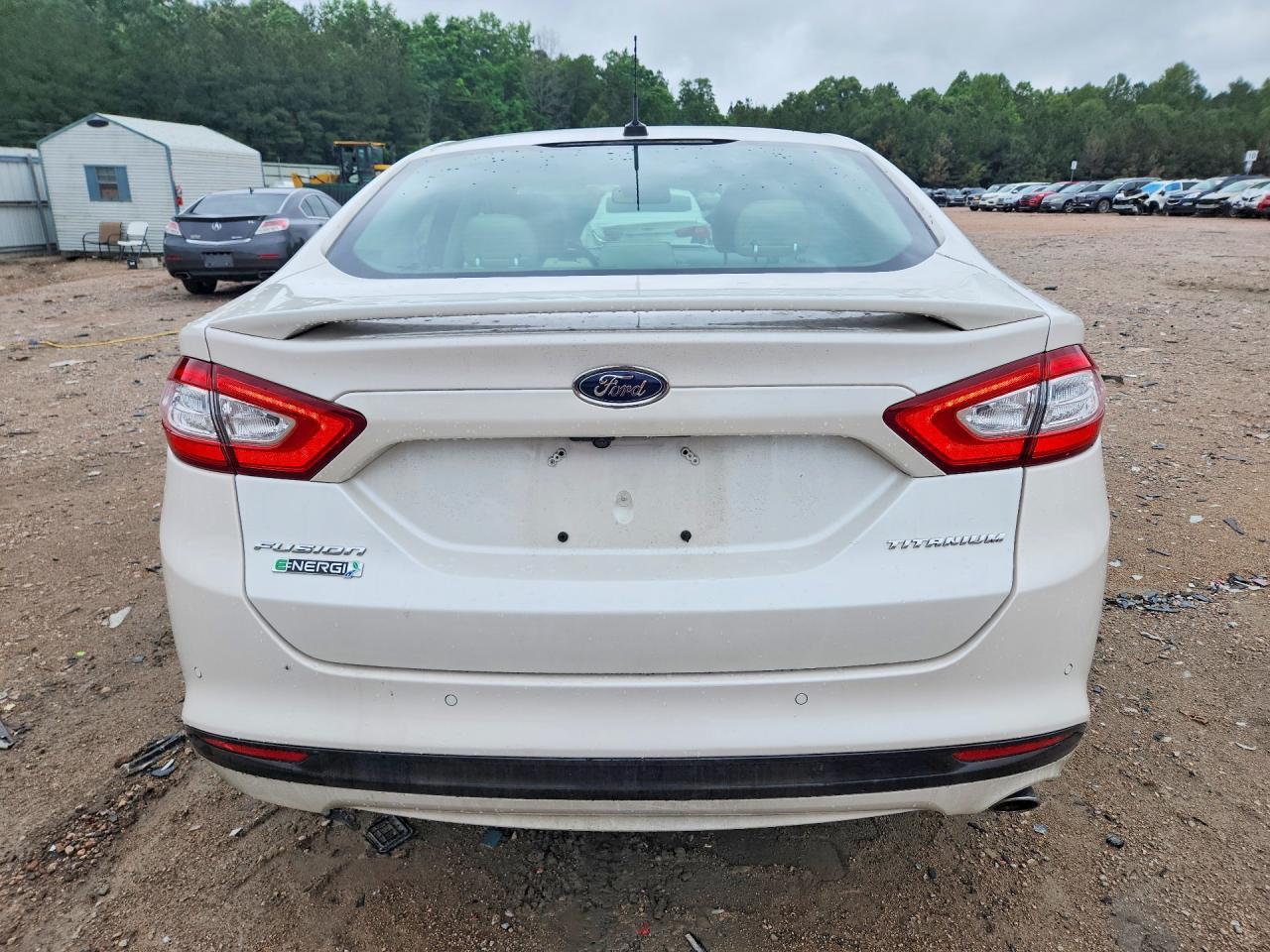 2016 Ford Fusion Titanium Phev - Image 6