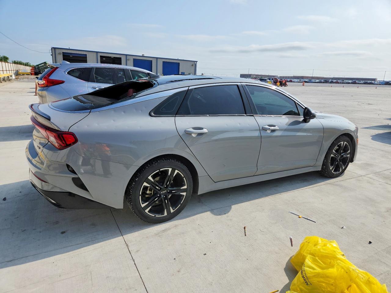 2022 Kia K5 Gt Line - Фото 3