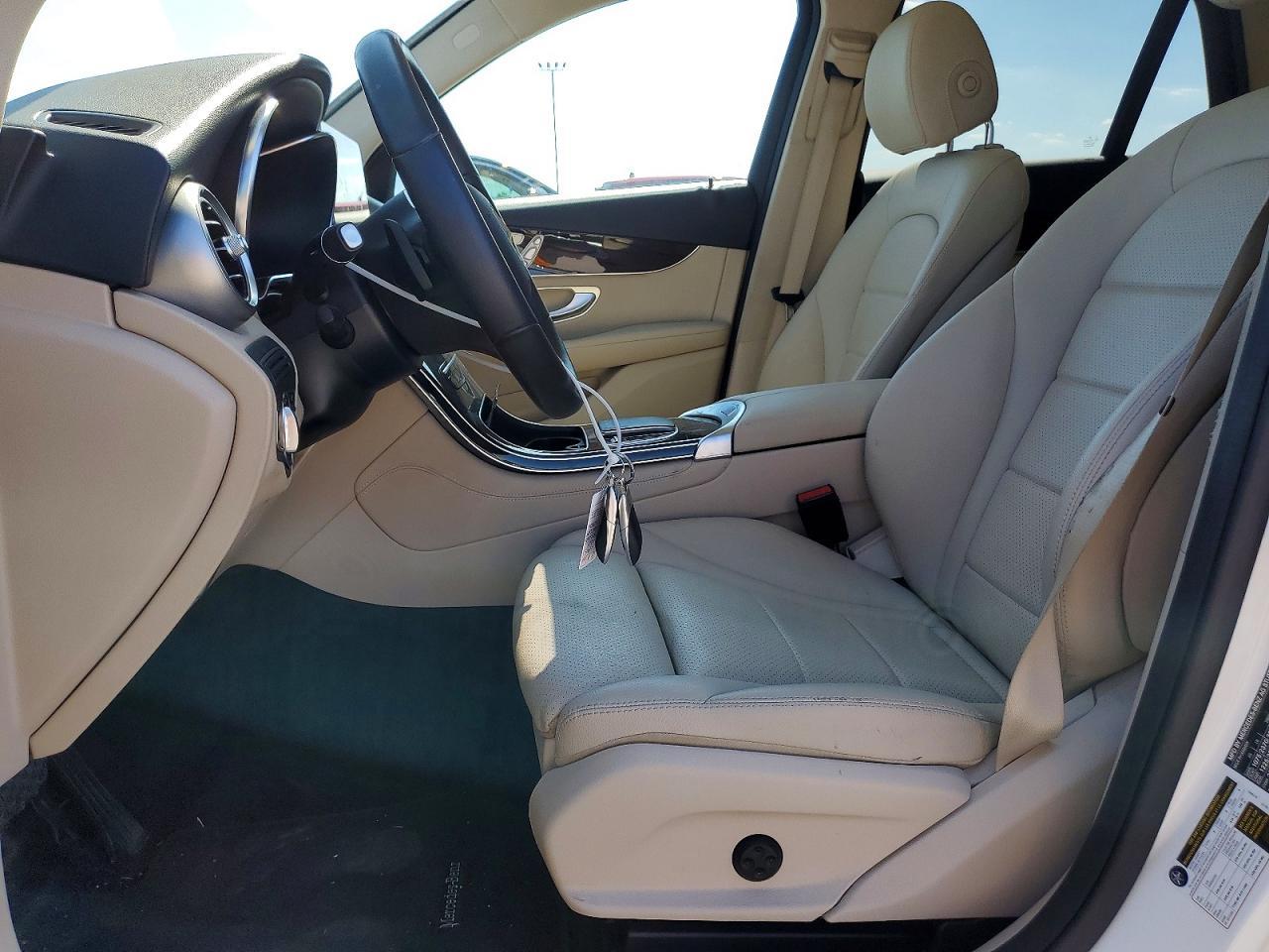 2021 Mercedes-Benz Glc 300 - Image 7