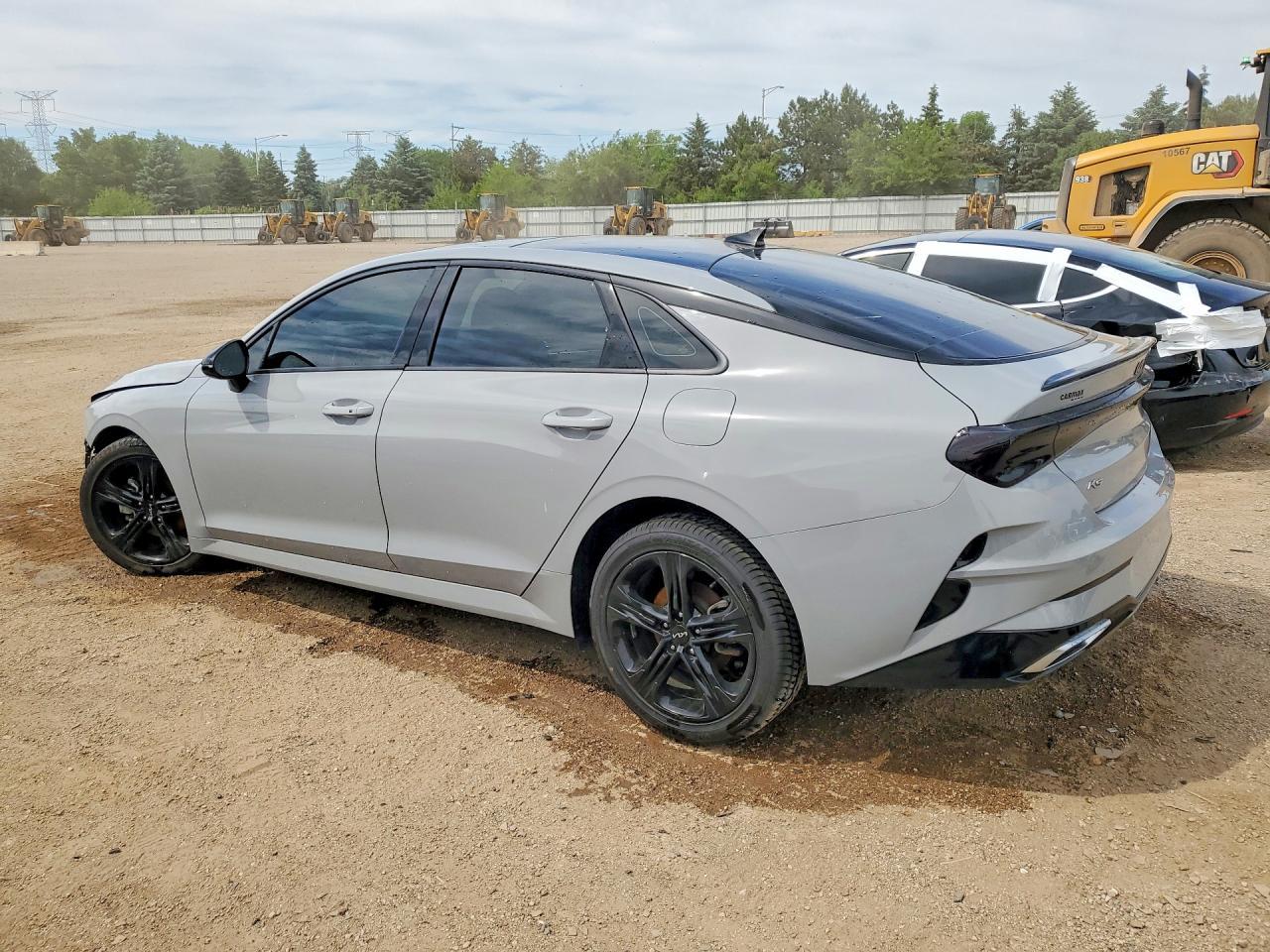2022 Kia K5 Gt Line - Фото 2