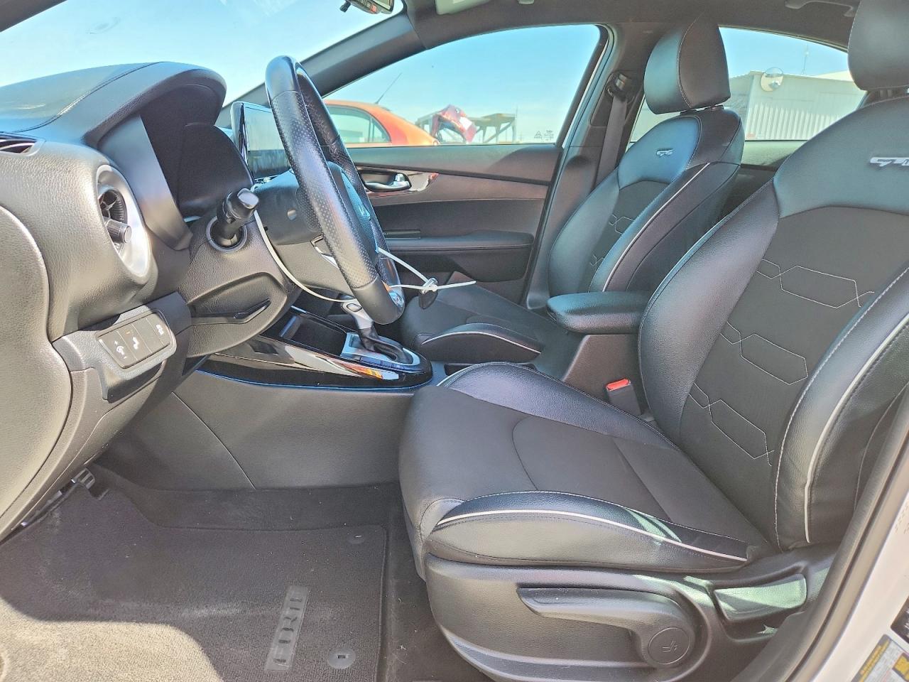 2023 Kia Forte Gt Line - Image 7