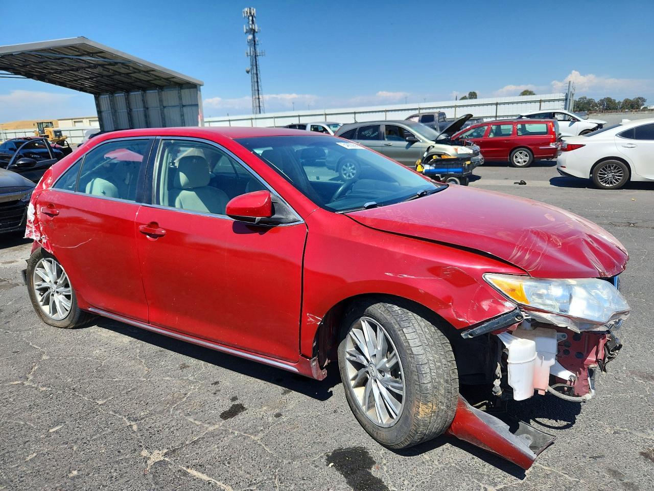 2013 Toyota Camry Le - Фото 4