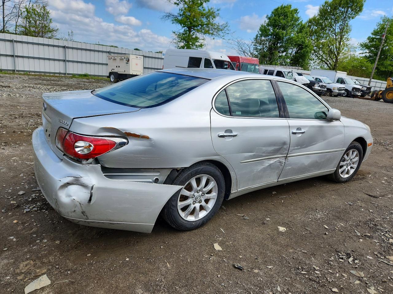 2002 Lexus Es 300 - Фото 3