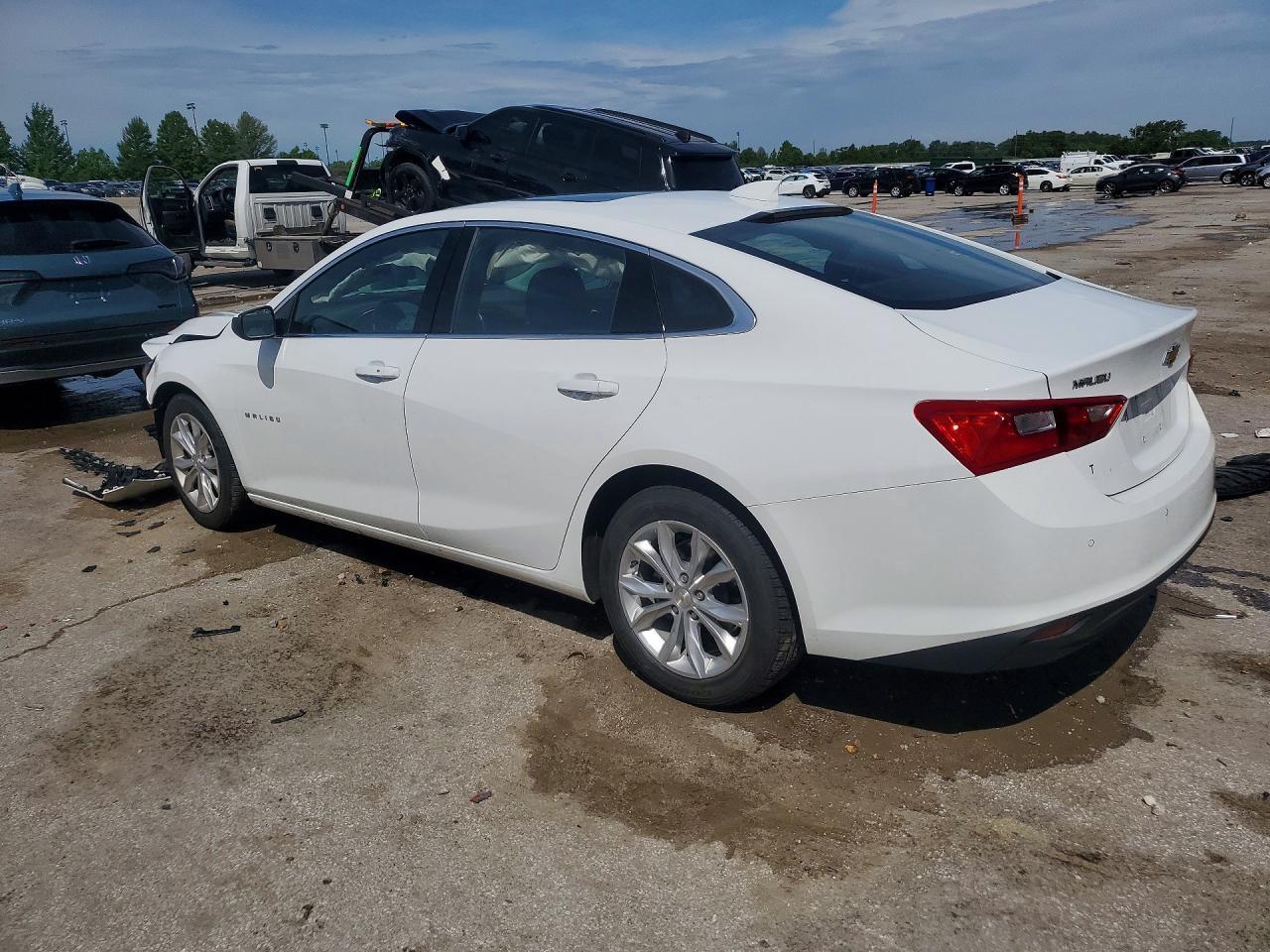 2024 Chevrolet Malibu Lt - Image 2