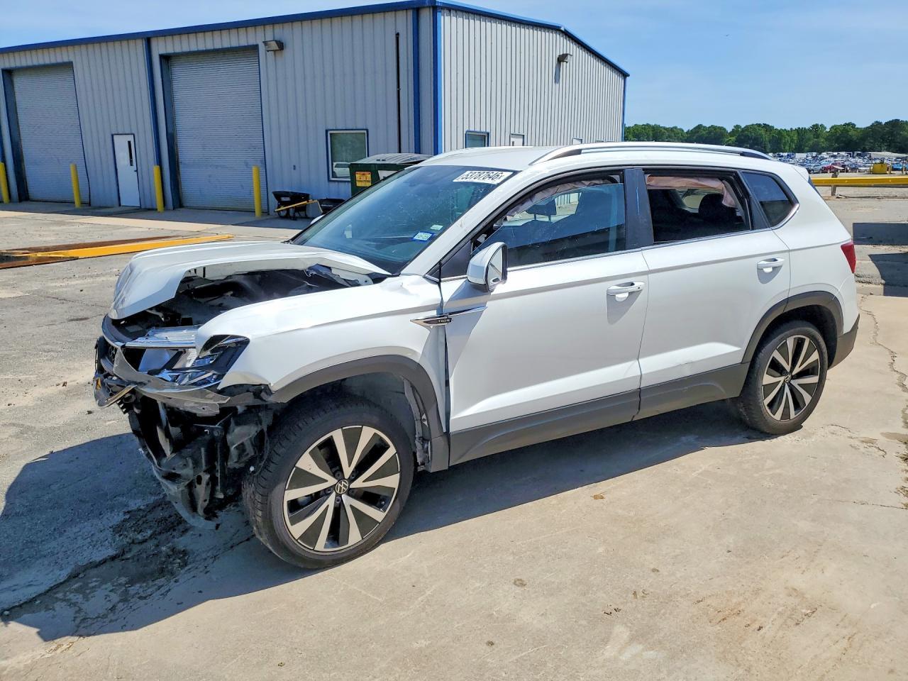 2024 Volkswagen Taos Se