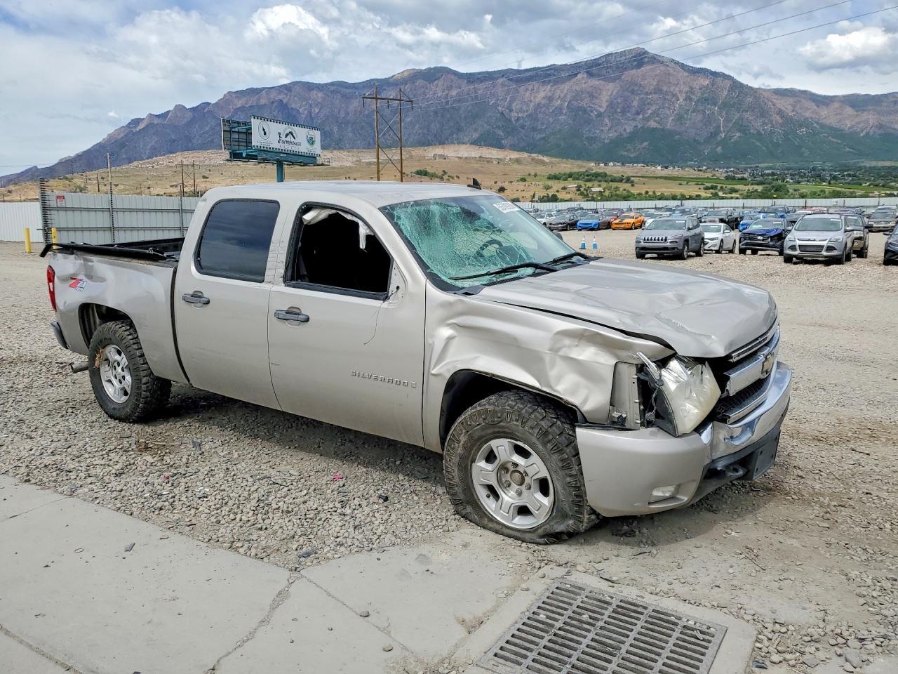 2008 Chevrolet Silverado K1500 - Image 4