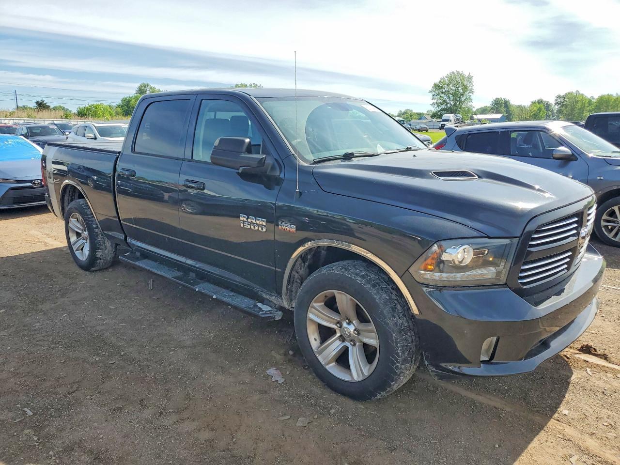 2016 Ram 1500 Sport - Image 4