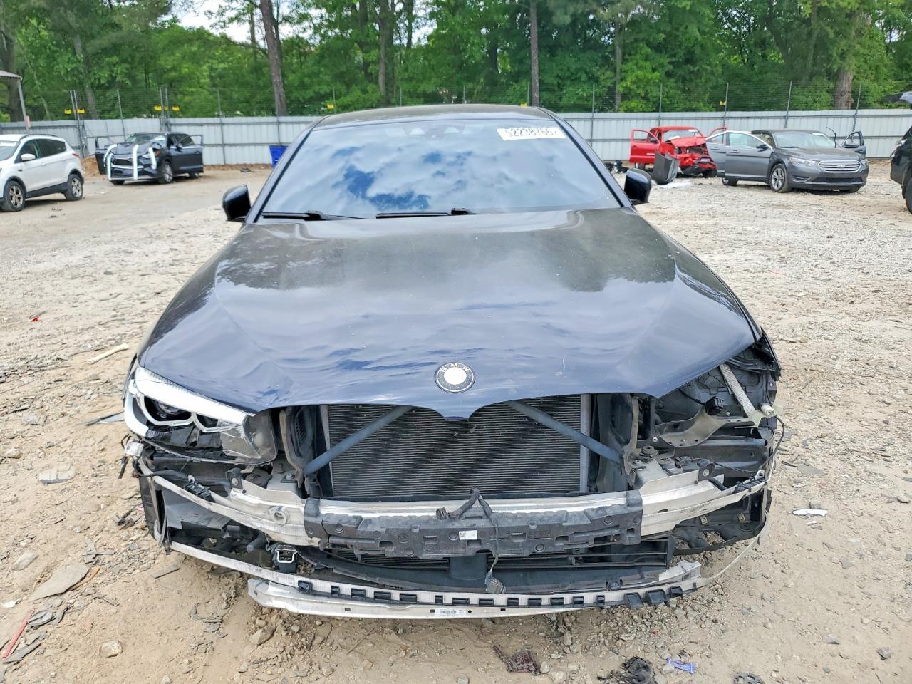 2017 BMW 530 I - Фото 5