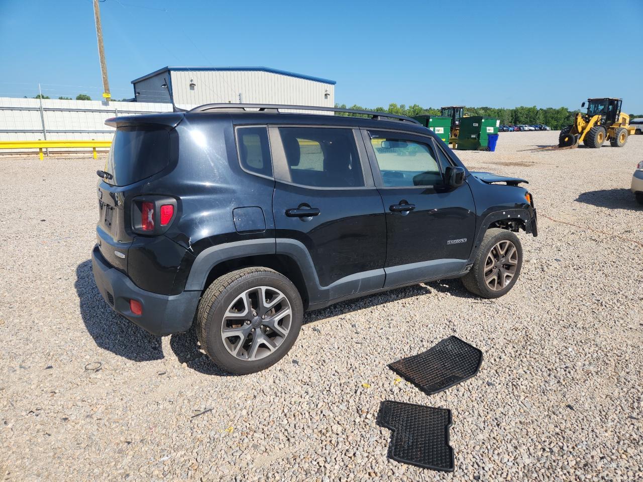 2018 Jeep Renegade Latitude - Image 3