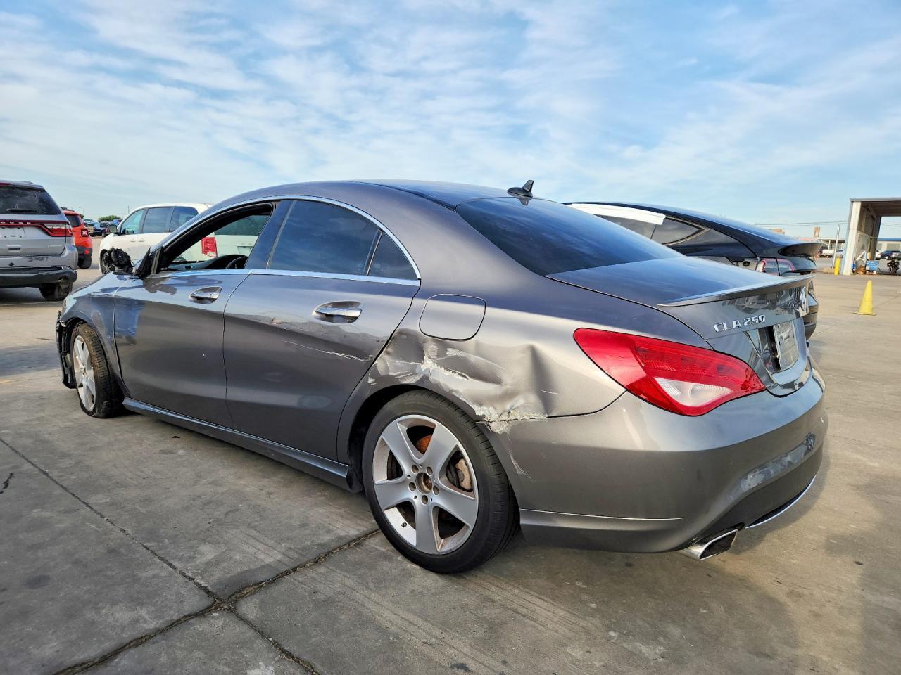 2016 Mercedes-Benz Cla 250 4Matic - Image 2