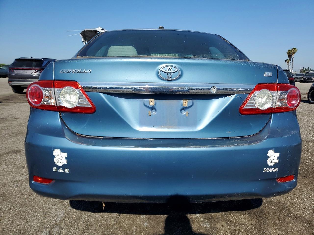 2012 Toyota Corolla Le - Image 6