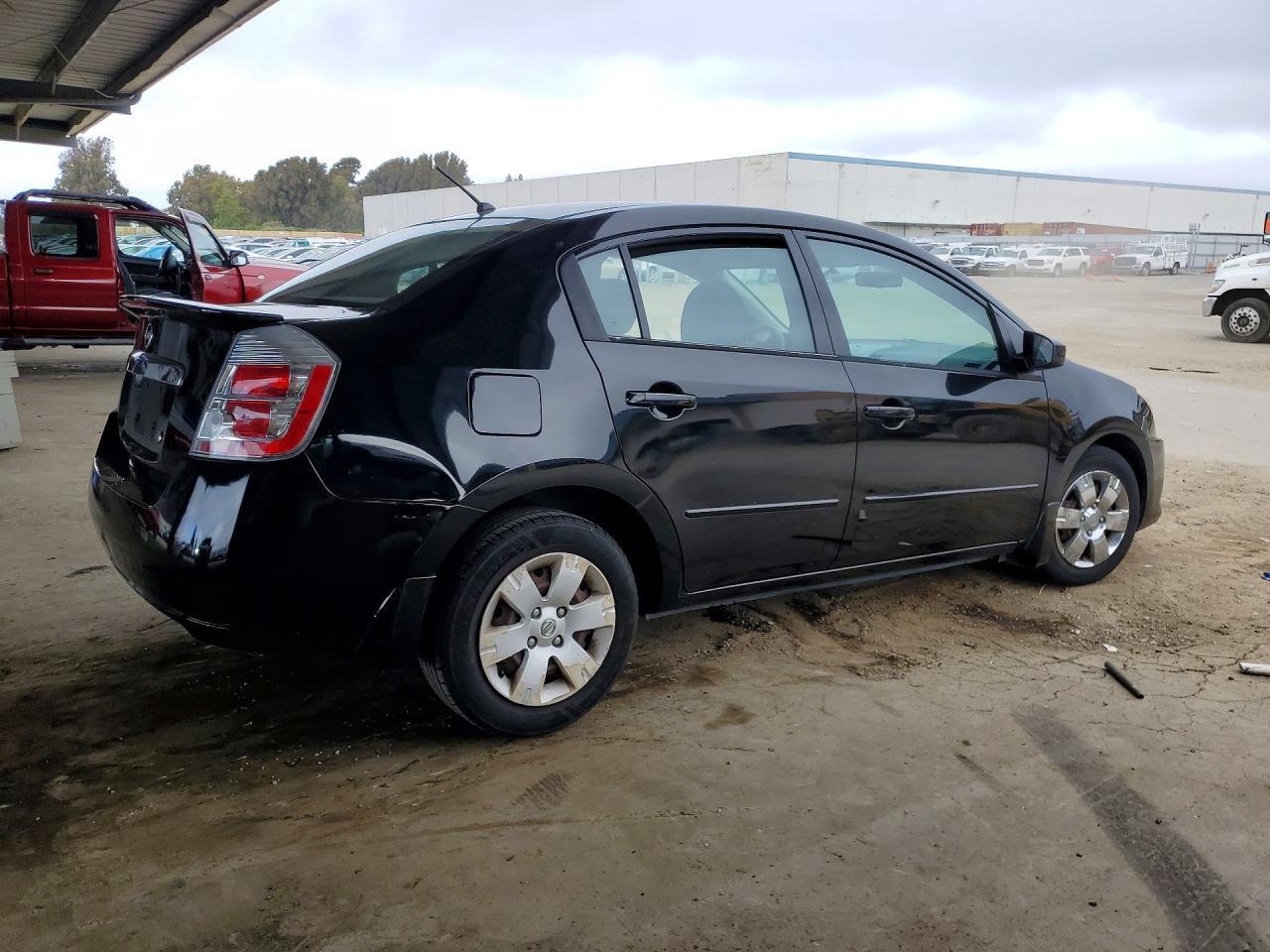 2012 Nissan Sentra 2.0 - Фото 3