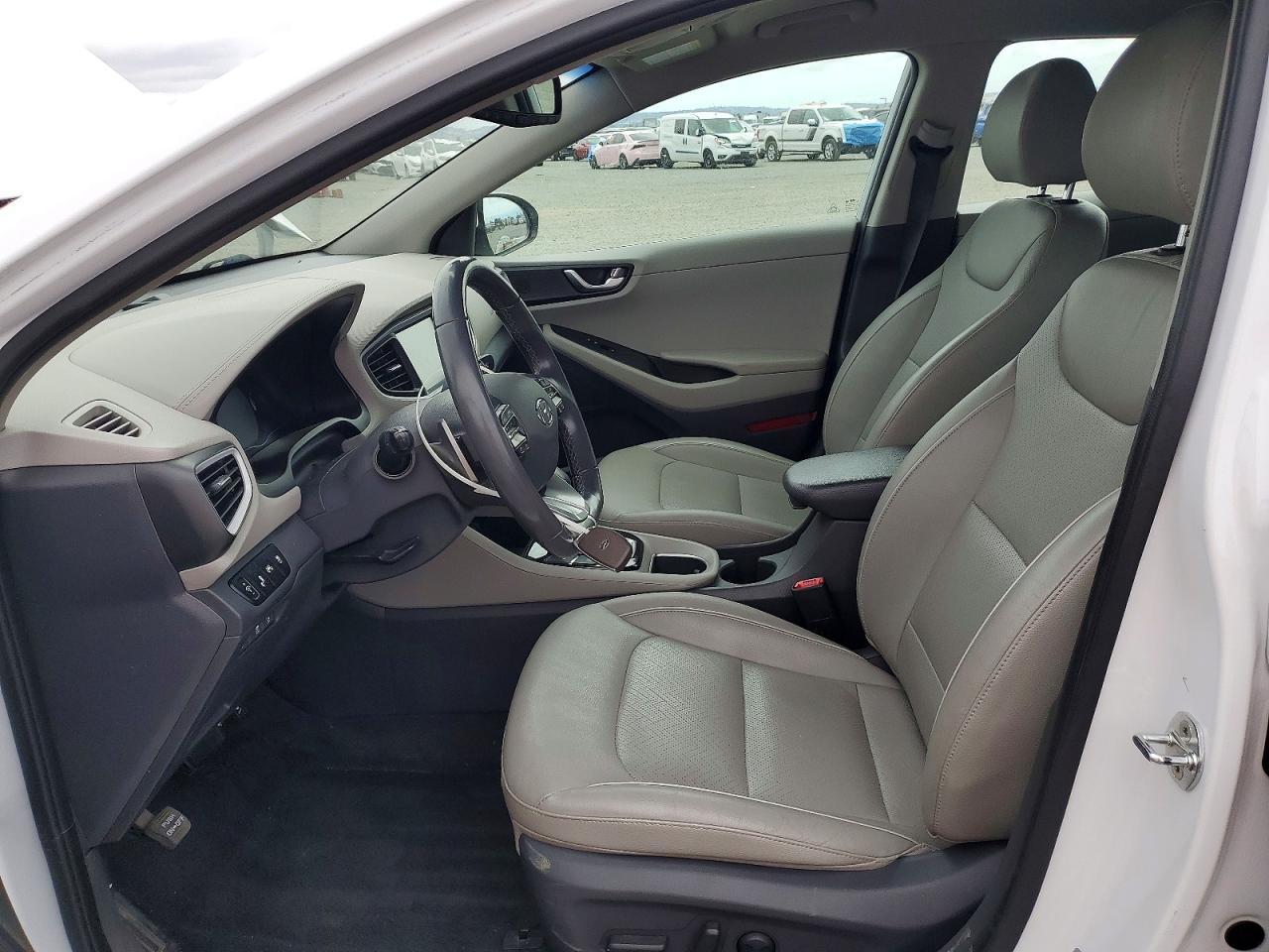2019 Hyundai Ioniq Limited - Фото 7