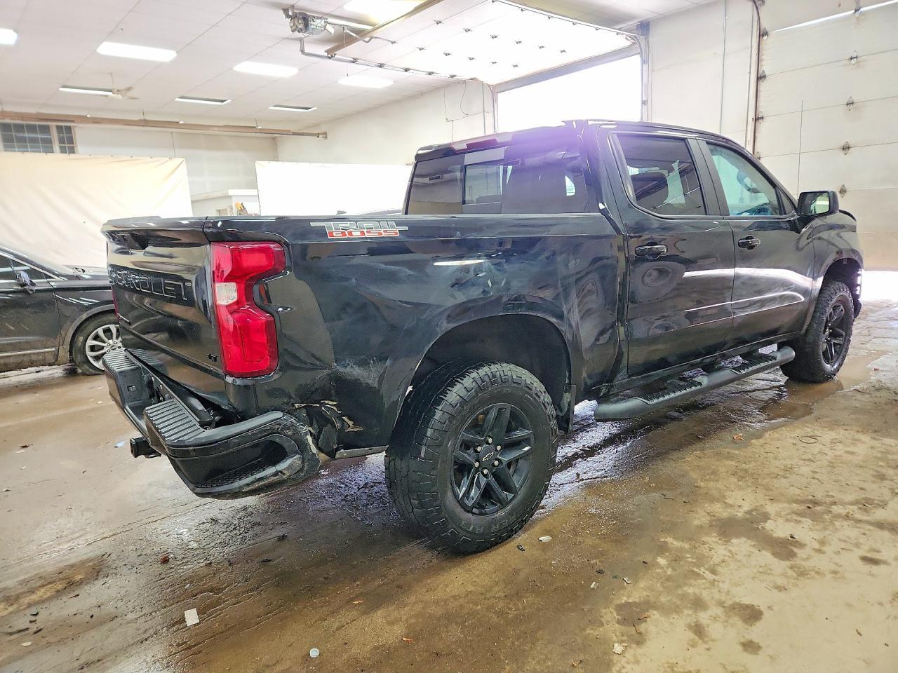 2021 Chevrolet Silverado K1500 Lt Trail Boss - Image 3