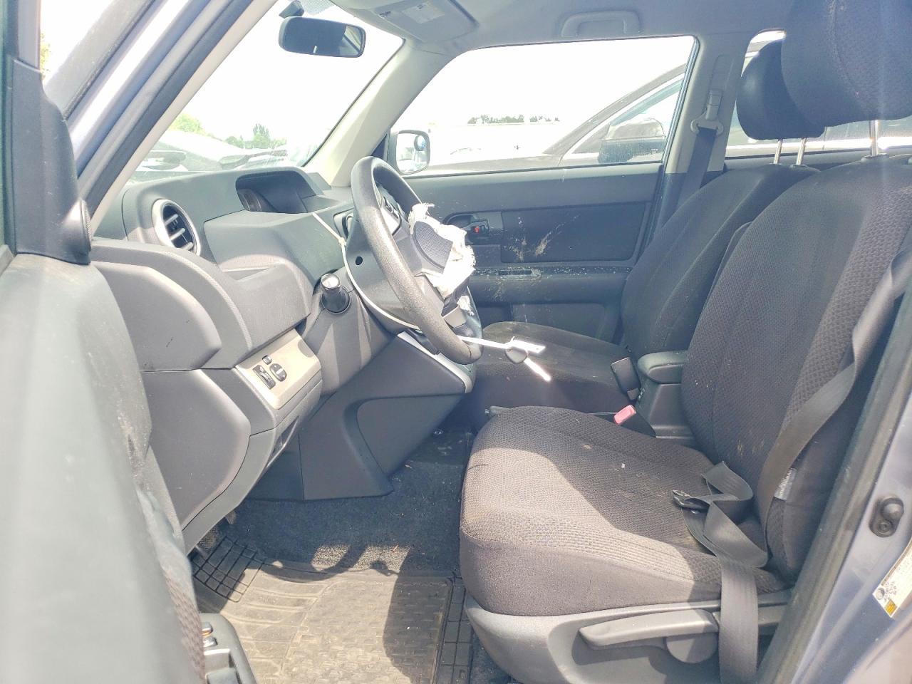 2010 Scion Xb Base - Фото 7