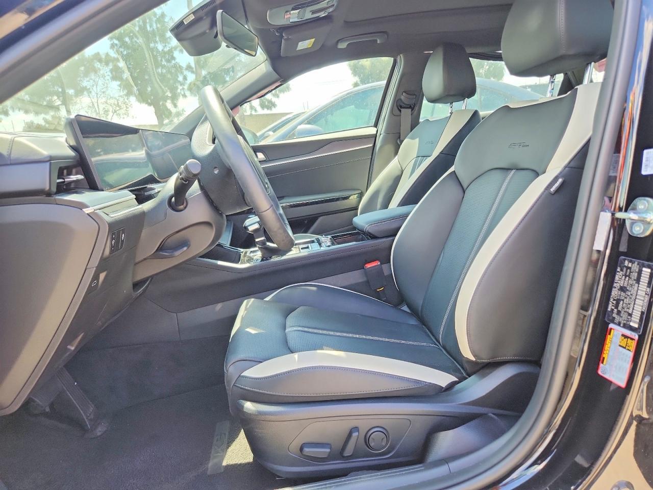 2025 Kia K5 Gt Line - Фото 7