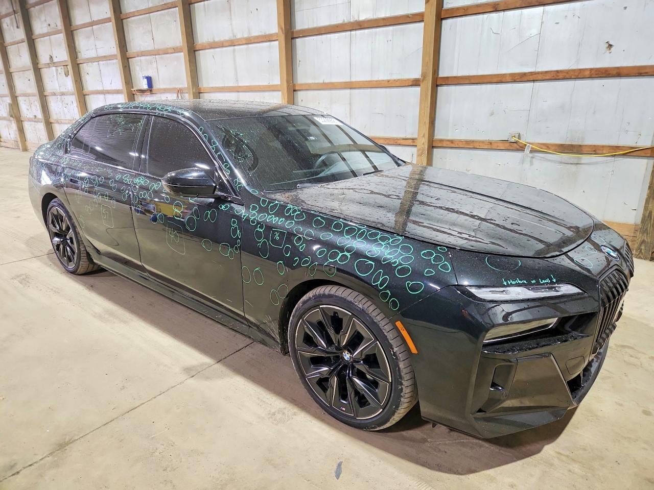 2024 BMW I7 xDrive60 - Фото 4