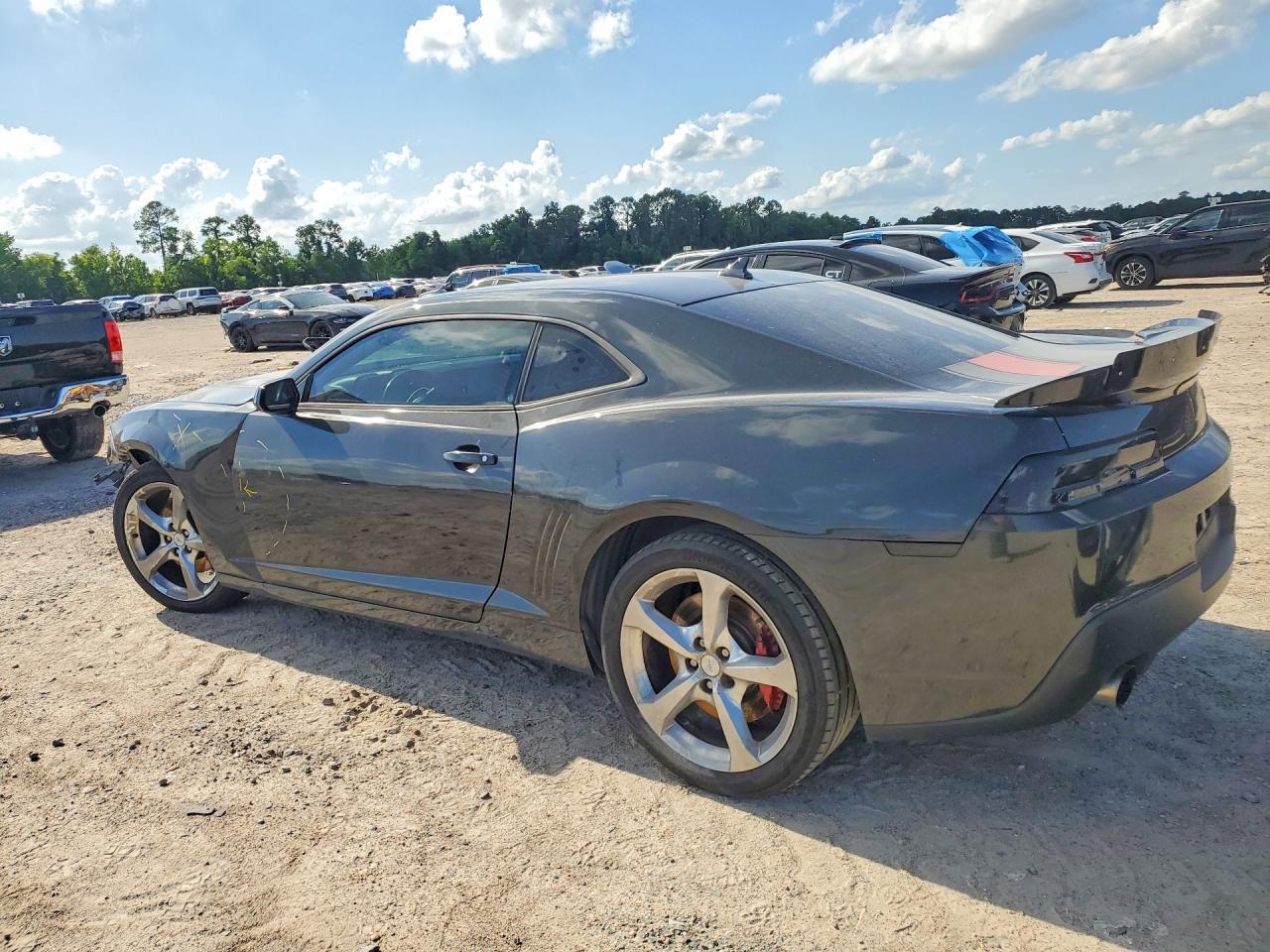 2015 Chevrolet Camaro Ss - Image 2