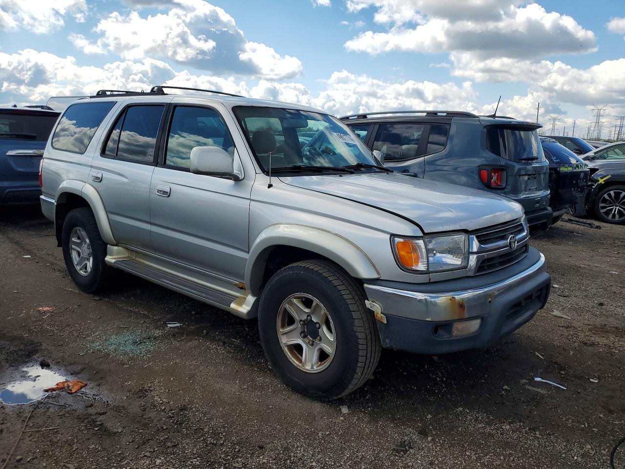 2001 Toyota 4Runner - Image 4