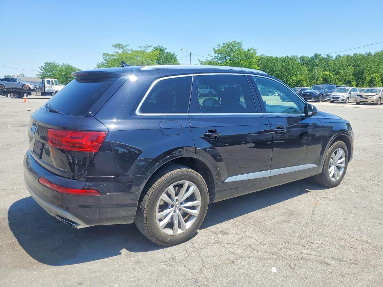 2017 Audi Q7 Premium - Фото 3