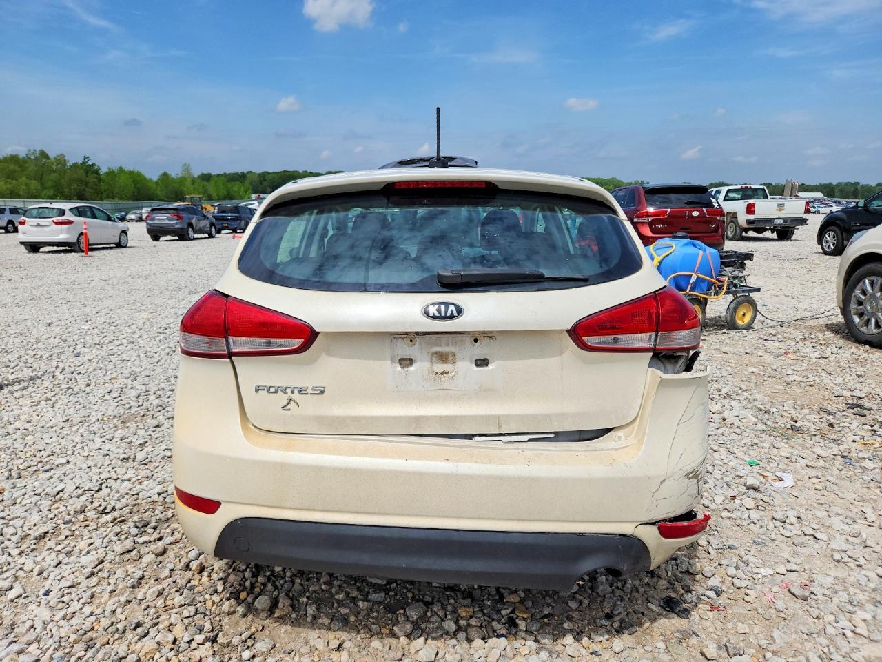2017 Kia Forte Lx - Фото 6