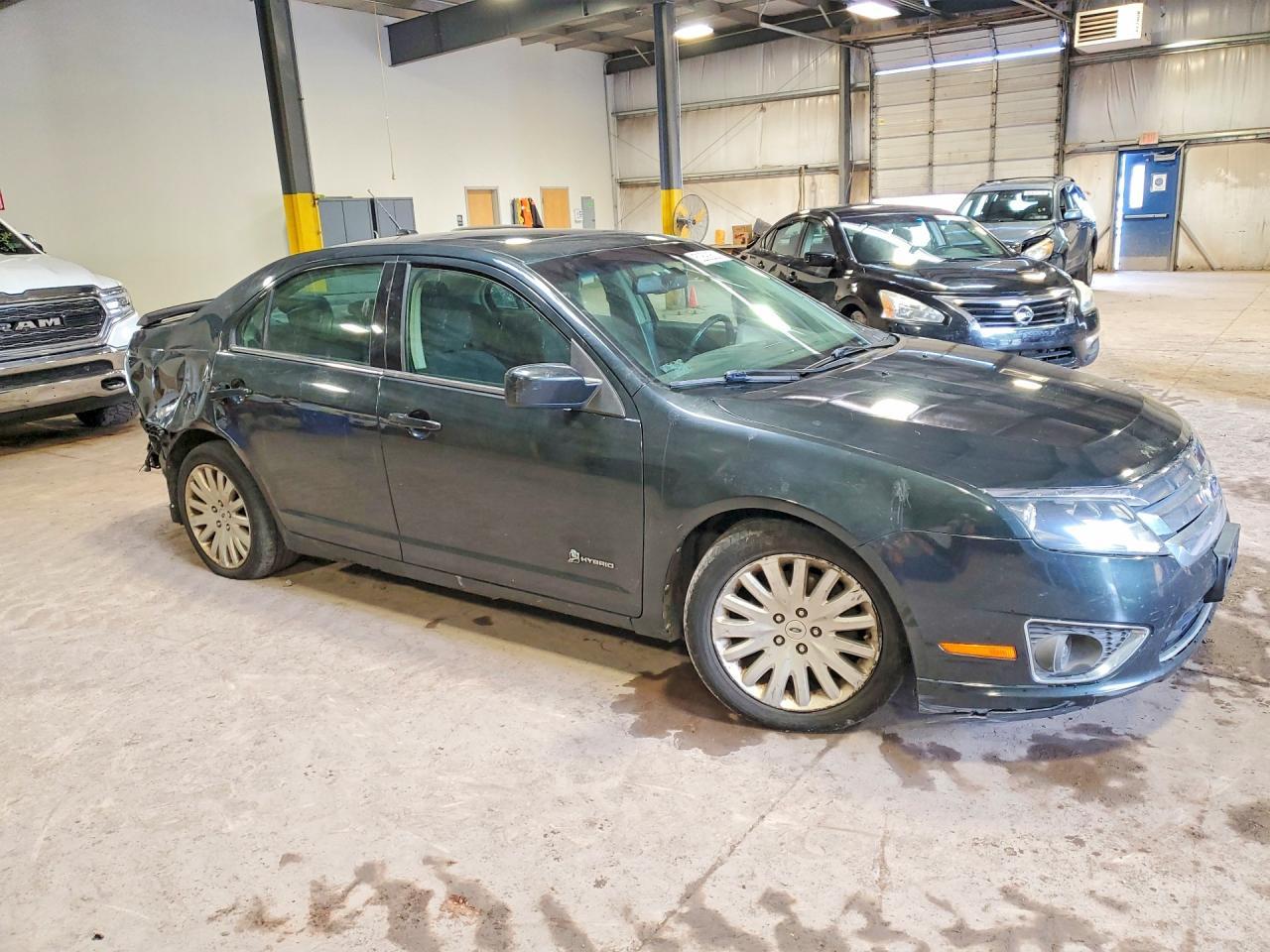 2010 Ford Fusion Hybrid - Фото 4