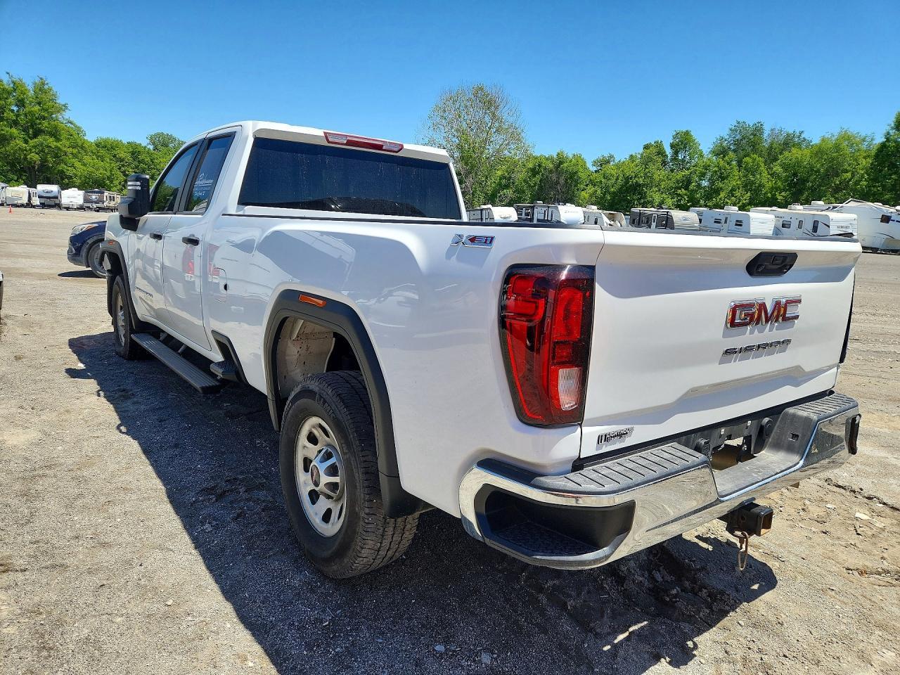 2024 GMC Sierra K3500 - Фото 3