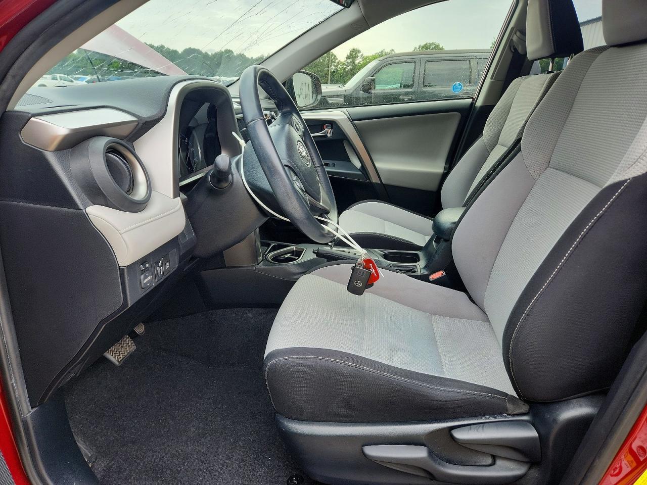 2018 Toyota Rav4 Xle - Image 7