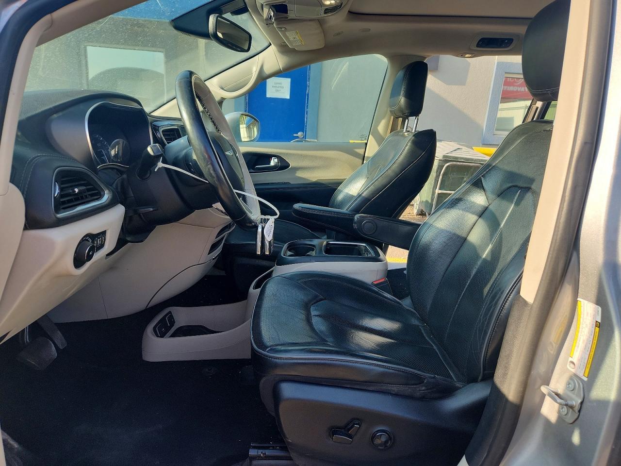 2020 Chrysler Pacifica Limited - Фото 7