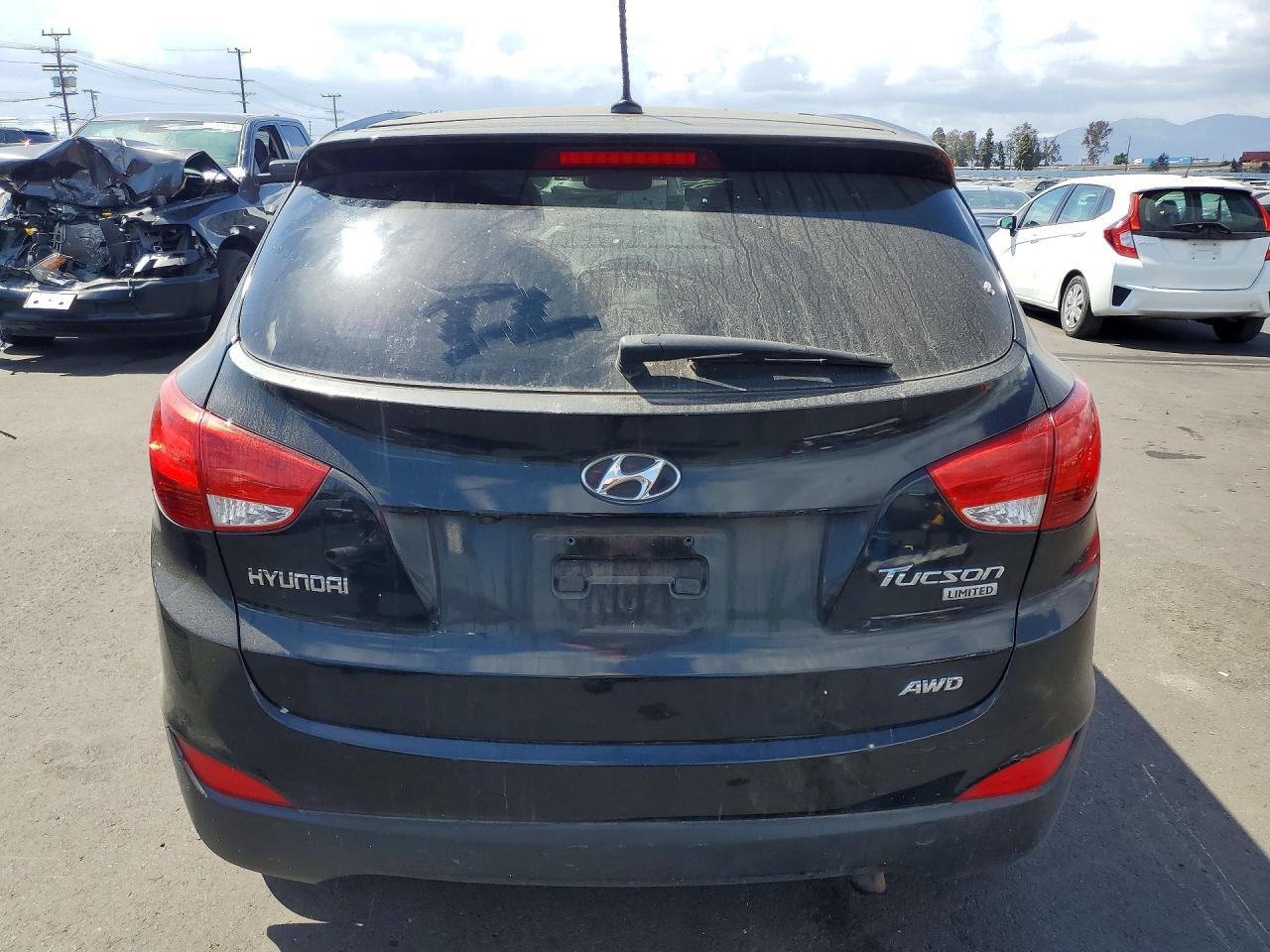 2012 Hyundai Tucson Limited - Image 6